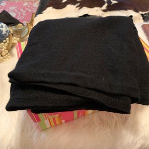 Mainpocker Black Cashmere Wrap